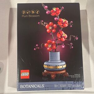 LEGO Botanical Collection Plum Blossom